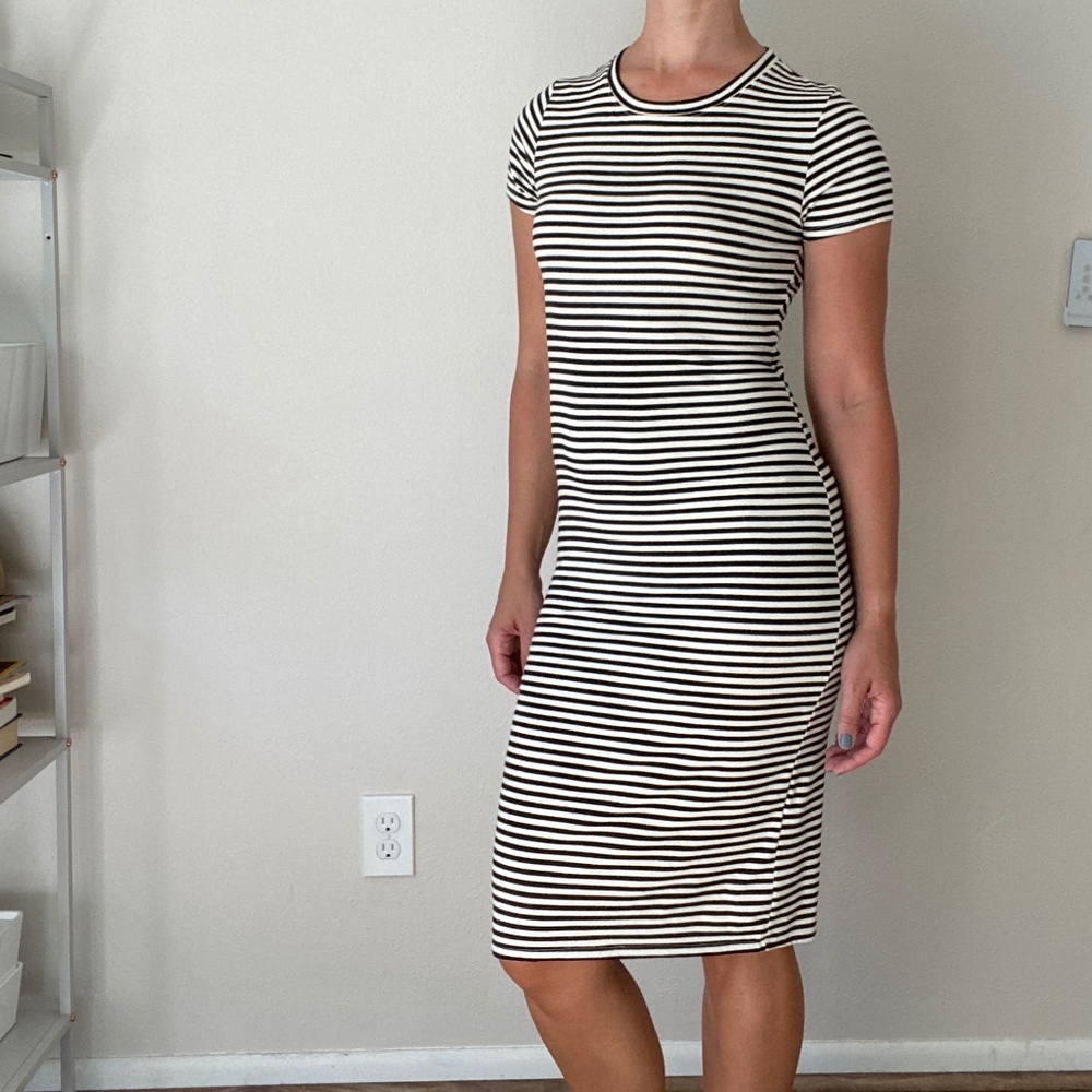Forever 21 Black White Striped Bodycon Open Back Stretch Midi Crew Dress - Med - Picture 5 of 6